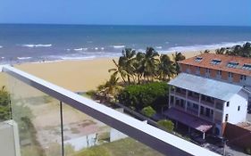 Negombo Ocean Breeze Luxury Studio By Serendib Vacation
